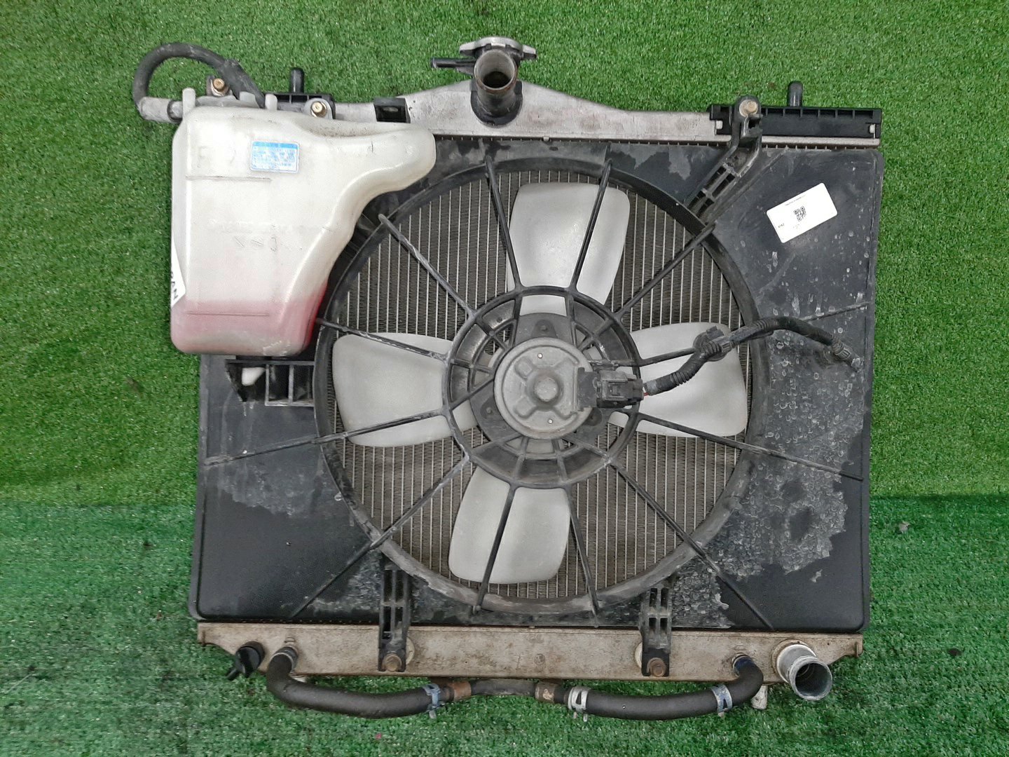 Радиатор основной TOYOTA TERIOS, CAMI J100G, J102G, J100E, J102E, J122E K3-VE 4742 1 ракурс
