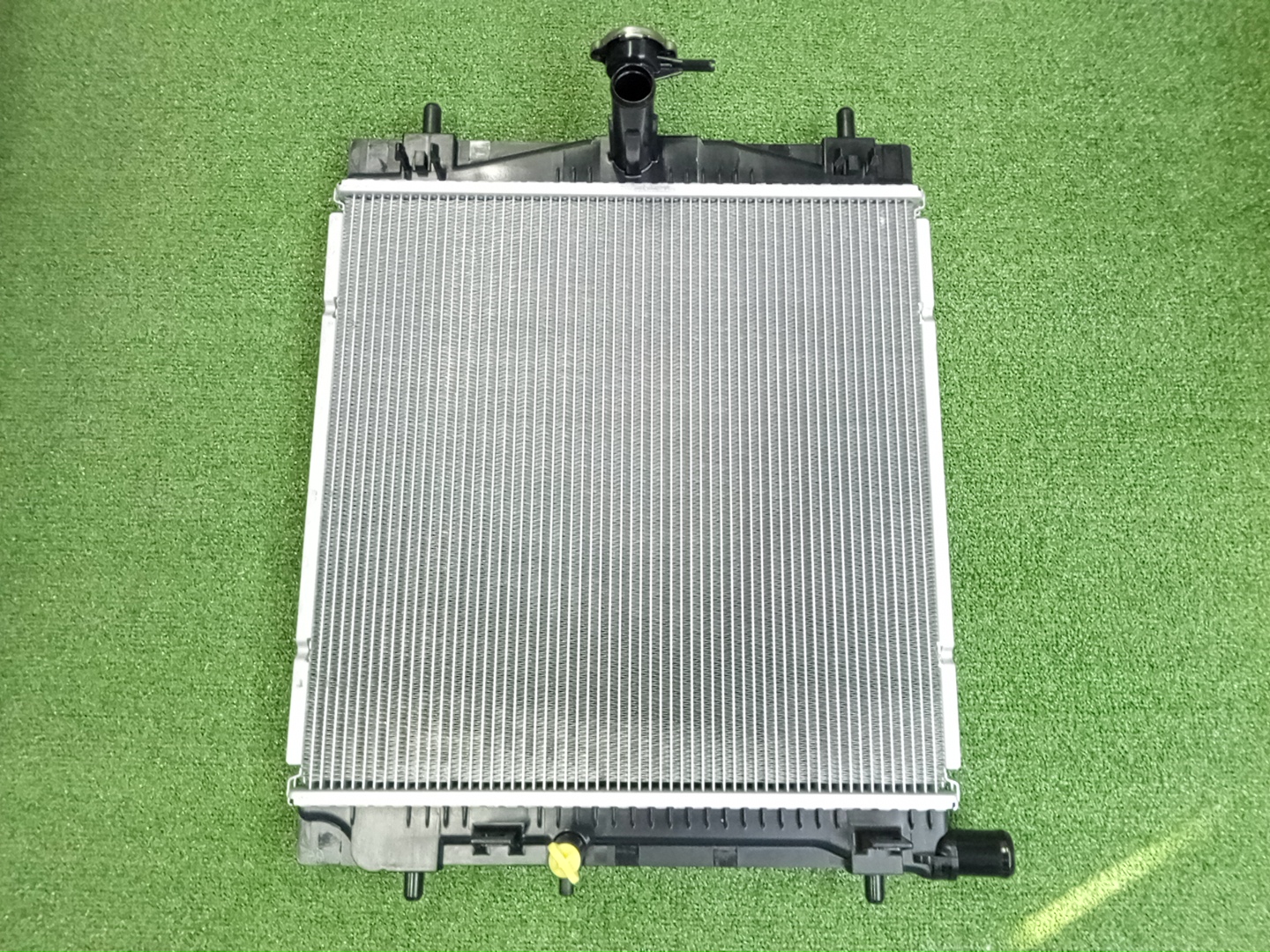 Радиатор основной TOYOTA RAIZE, ROCKY A200A, A210A, A201A, A202A, A200S, A210S, A202S, A201S WA-VE 16400-B1420 1 ракурс