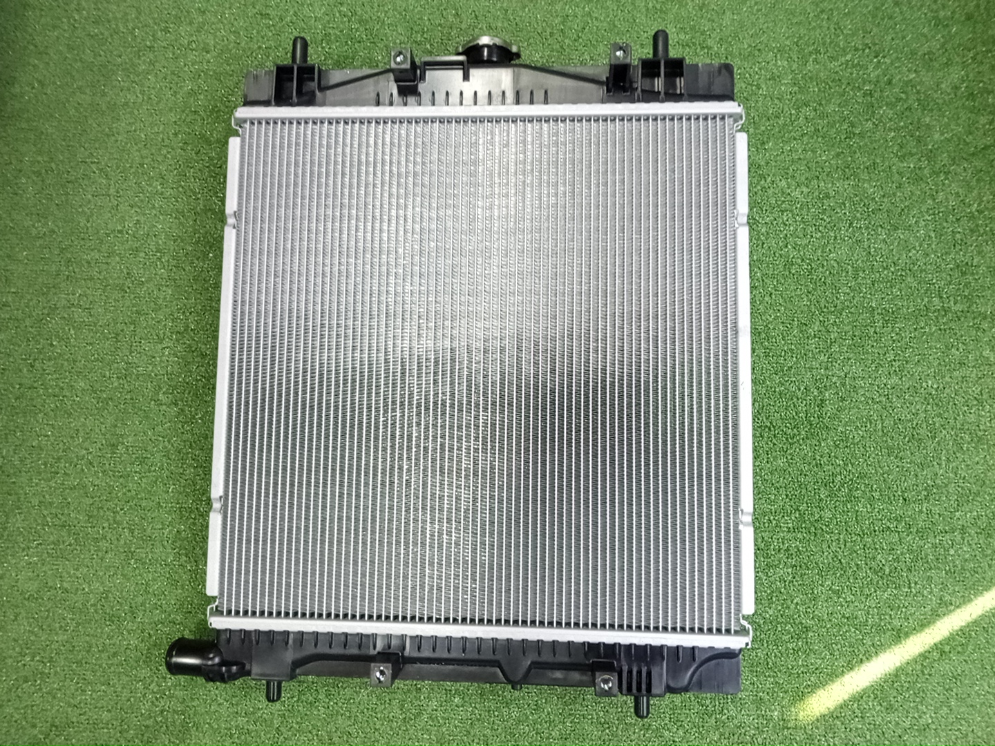 Радиатор основной TOYOTA RAIZE, ROCKY A200A, A210A, A201A, A202A, A200S, A210S, A202S, A201S WA-VE 16400-B1420 2 ракурс