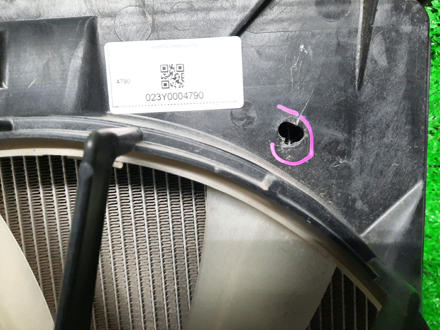 Радиатор основной TOYOTA CROWN GRS182, GRS180, GRS181, GRS183, GRS184 3GR-FSE 4790 2 ракурс
