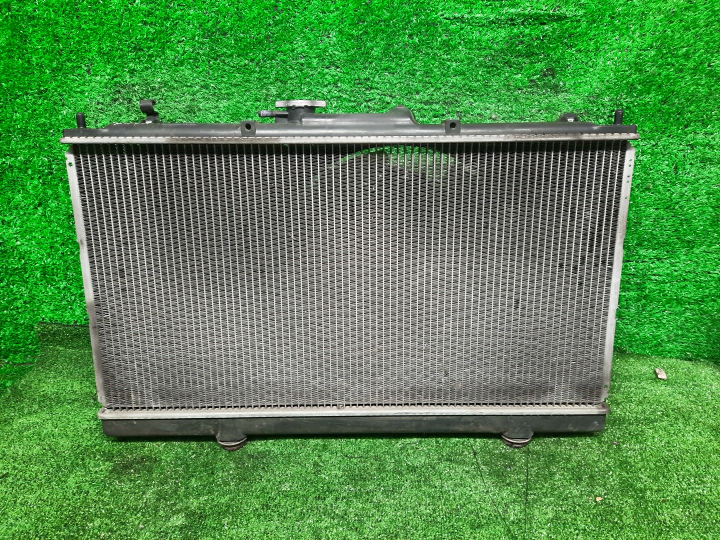 Радиатор основной MITSUBISHI GALANT EA1A, EA7A, EC1A, EC7A, EC3A, EC5A, EA3A 4G94 4799 2 ракурс