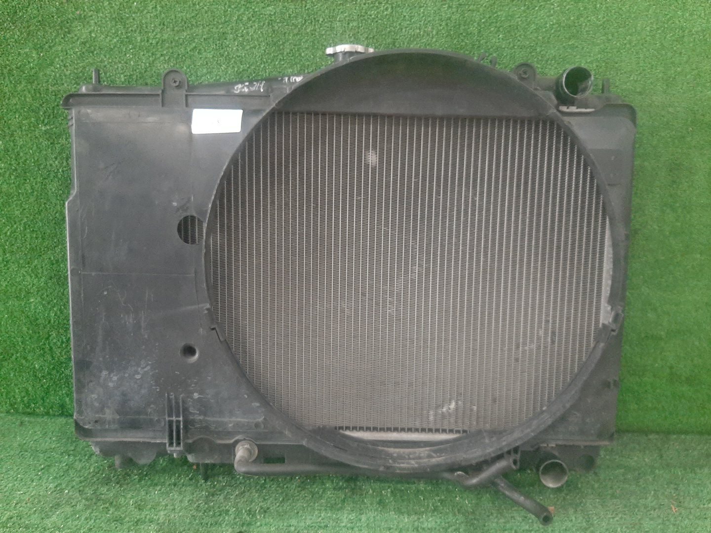 Радиатор основной NISSAN LAUREL HC35, GNC35, GC35 RB20DE 4851 1 ракурс