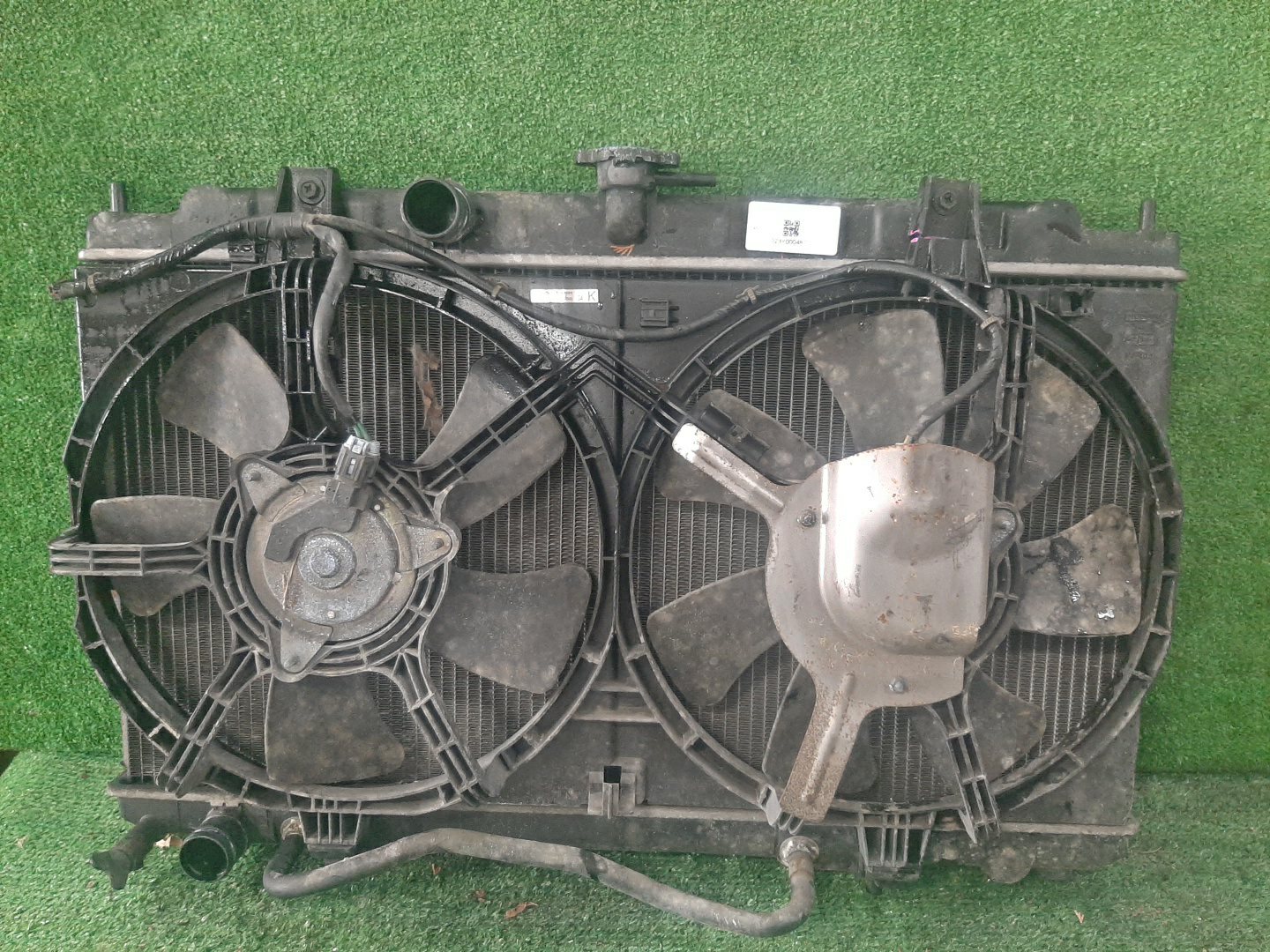 Радиатор основной NISSAN PRIMERA, WINGROAD, BLUEBIRD SYLPHY P12, TNP12, TP12, RP12, WTNP12, WTP12, WRP12, Y11, WRY11, G10, TG10 QR20DE, QR25DD, QR20DD 4877 1 ракурс Радиатор основной NISSAN PRIMERA, WINGROAD, BLUEBIRD SYLPHY P12, TNP12, TP12, RP12, WTNP12, WTP12, WRP12, Y11, WRY11, G10, TG10 QR20DE, QR25DD, QR20DD 4877 1 ракурс