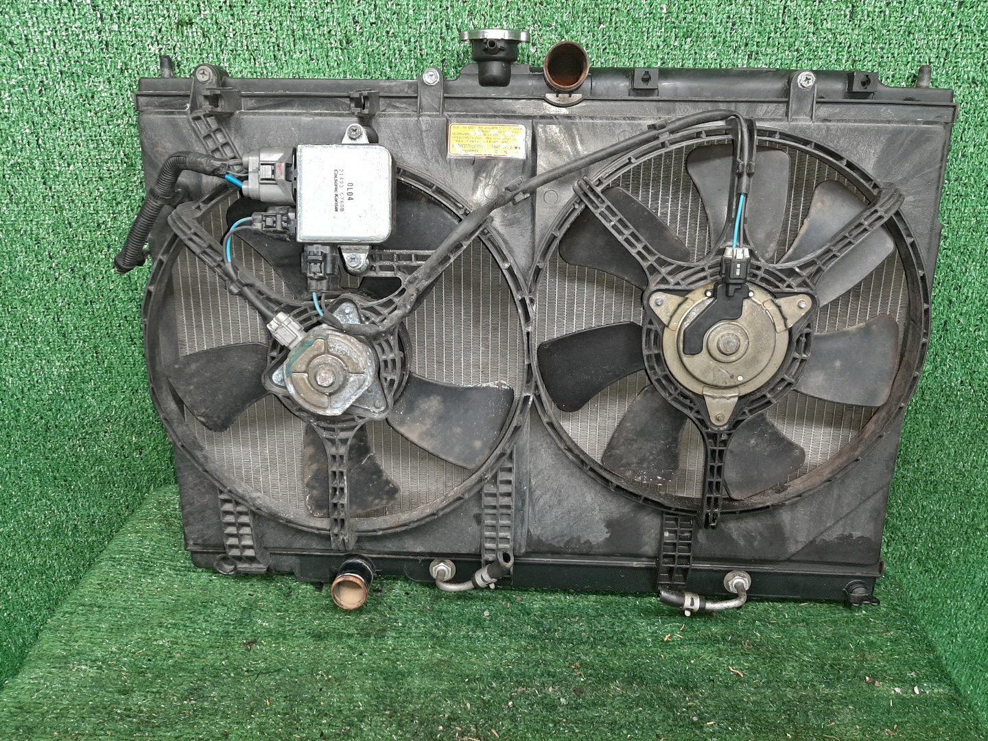 Радиатор основной MITSUBISHI AIRTREK CU2W, CU4W 4G63 4947 1 ракурс