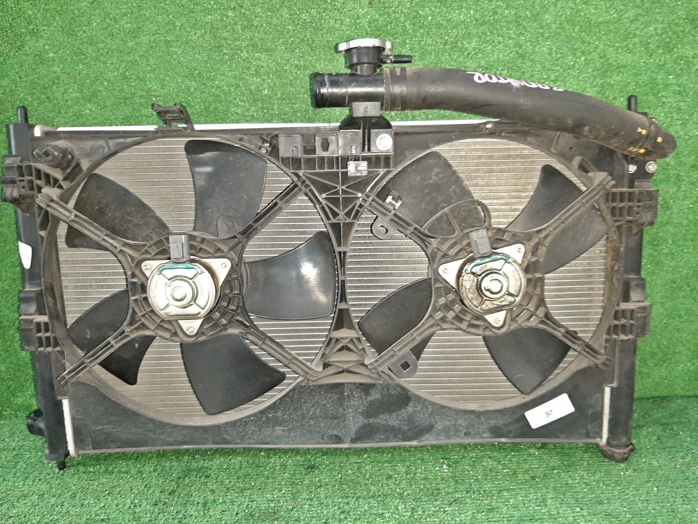 Радиатор основной MITSUBISHI OUTLANDER CW4W 4B11 5004 1 ракурс