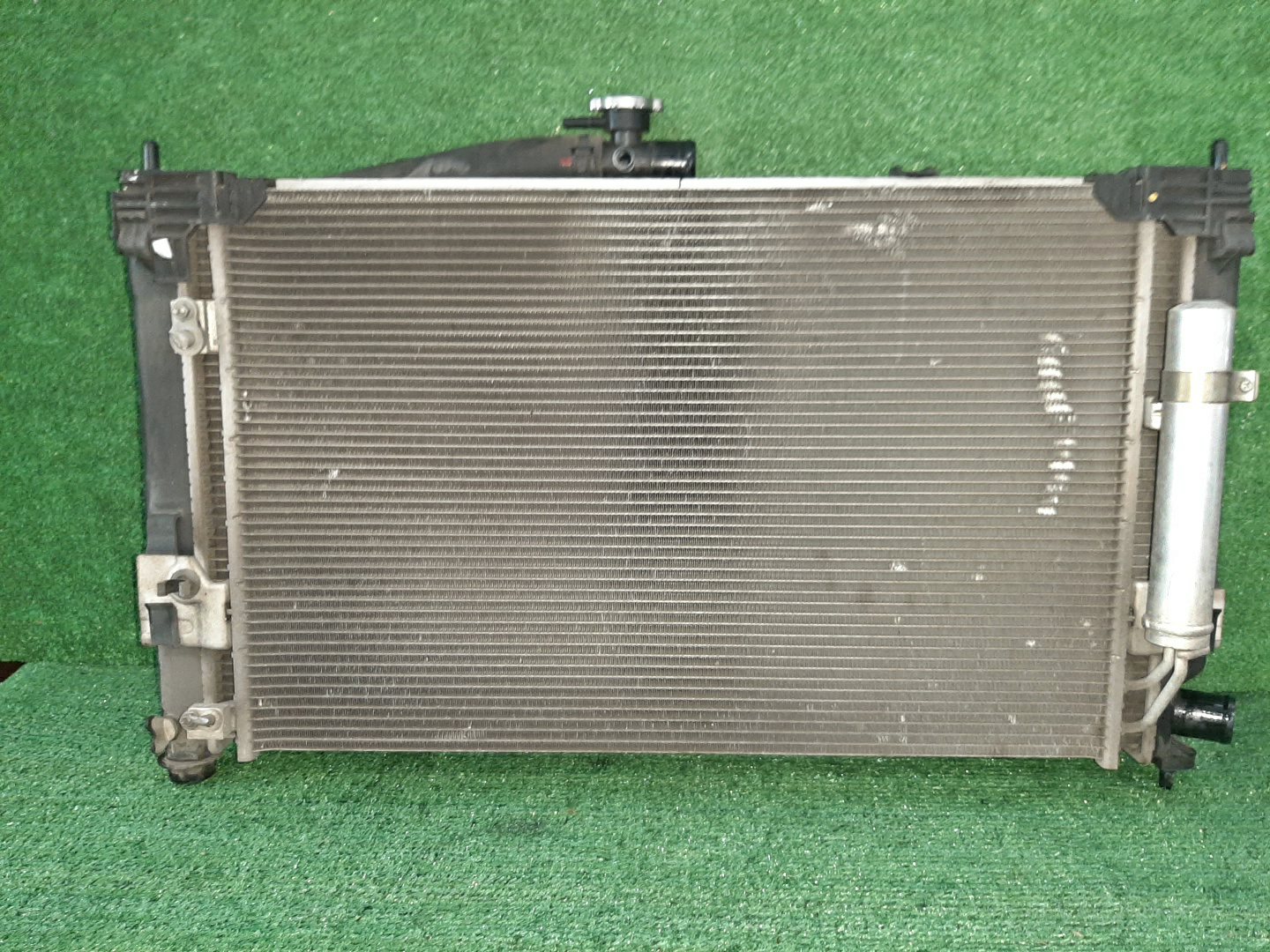 Радиатор основной MITSUBISHI OUTLANDER CW4W 4B11 5004 2 ракурс
