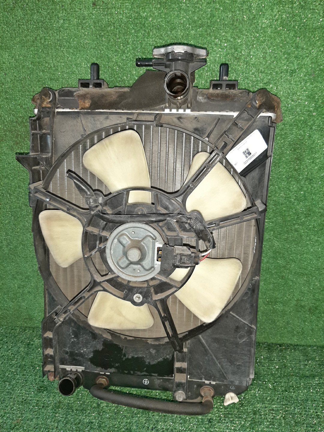 Радиатор основной TOYOTA PASSO, BOON KGC15, KGC10, QNC10, M301S, M310S, M312S, M300S 1KR-FE 5011 1 ракурс