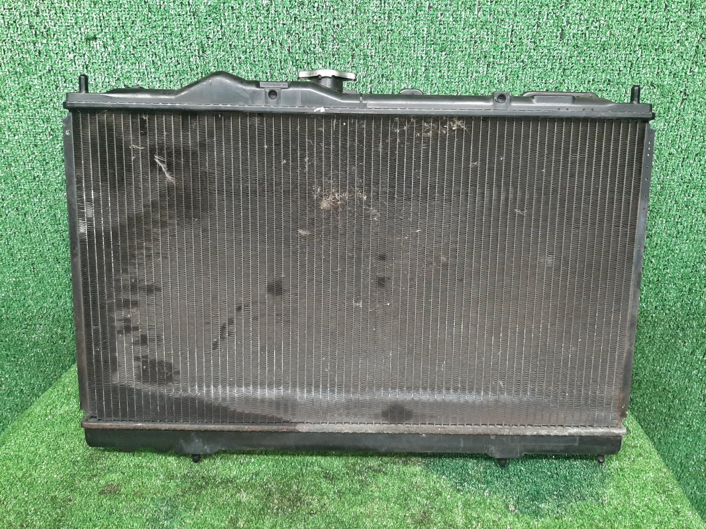 Радиатор основной MITSUBISHI GALANT E53A, E52A, E54A, E72A, E74A, E77A 6A11 5085 2 ракурс