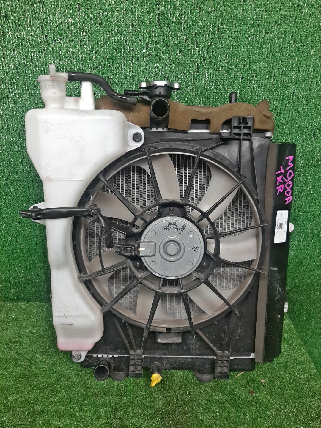 Радиатор основной  TOYOTA THOR, JUSTY, TANK, ROOMY M910S, M900S, M900F, M910F, M910A, M900A 1KR-FE ,5175 1 ракурс