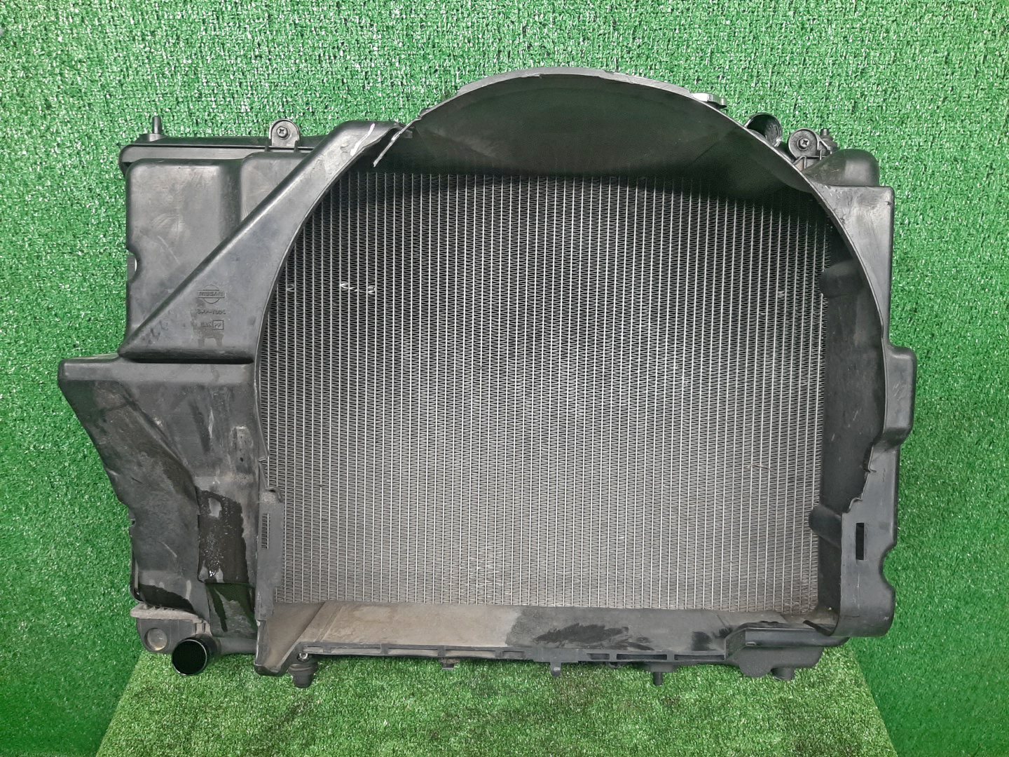 Радиатор основной NISSAN CEDRIC MY34 VQ25DD 5178 1 ракурс