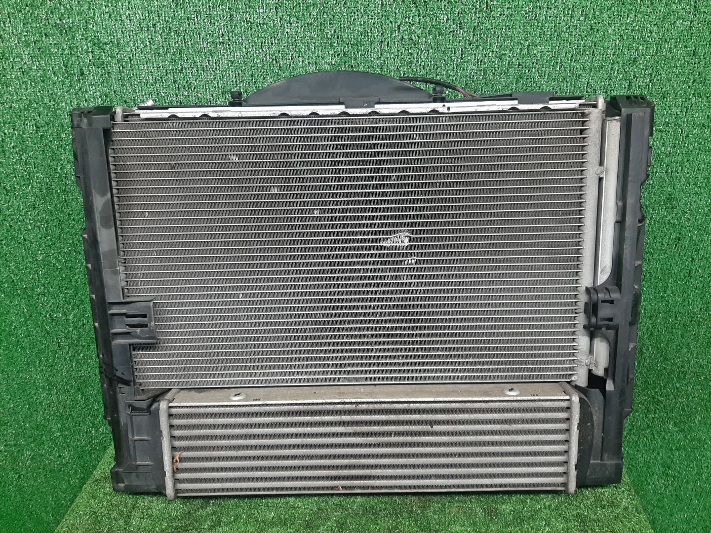 Радиатор основной BMW X1 E84 N20B20A 5191 2 ракурс