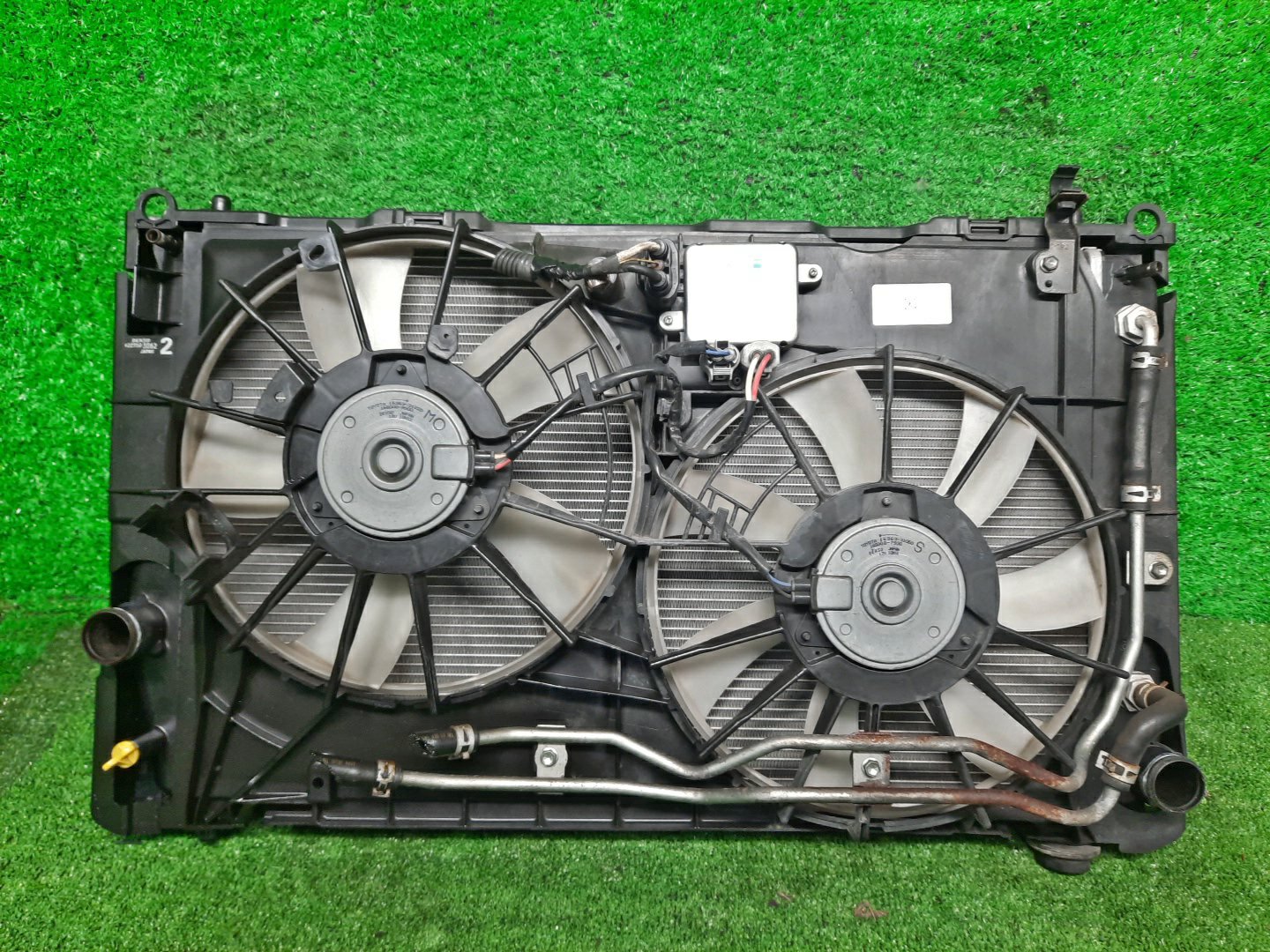 Радиатор основной TOYOTA ESTIMA GSR55W, ACR50W, GSR50W, ACR55W 2GR-FE 5238 1 ракурс