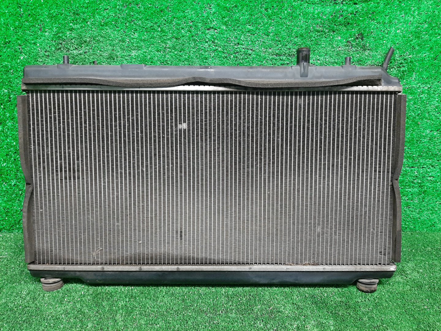 Радиатор основной HONDA MOBILIO GB2, GB1 L15A 5299 2 ракурс