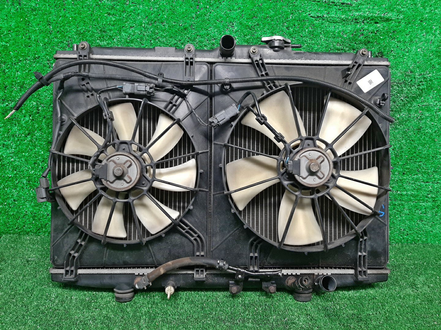 Радиатор основной HONDA ODYSSEY RA6, RA7 F23A 5300 1 ракурс
