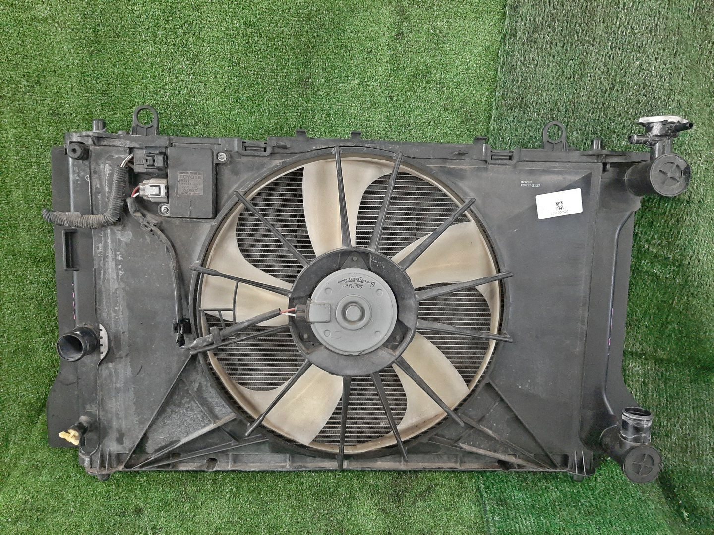 Радиатор основной TOYOTA AXIO, COROLLA FIELDER, COROLLA  AXIO, FIELDER NZE141, NZE144, ZRE142, ZRE144, ZRE144G, ZRE142G, NZE144G, NZE141G 1NZ-FE, 2ZR-FE, 2ZR-FAE 5381 1 ракурс