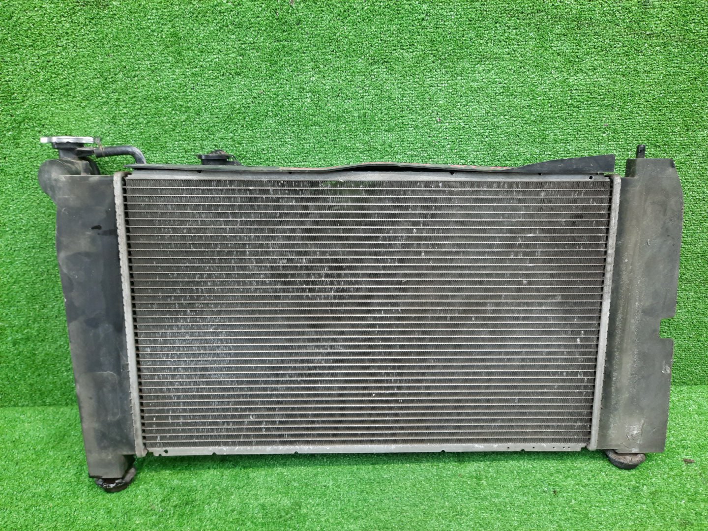 Радиатор основной TOYOTA COROLLA ZZE124 1ZZ-FE 5583 2 ракурс