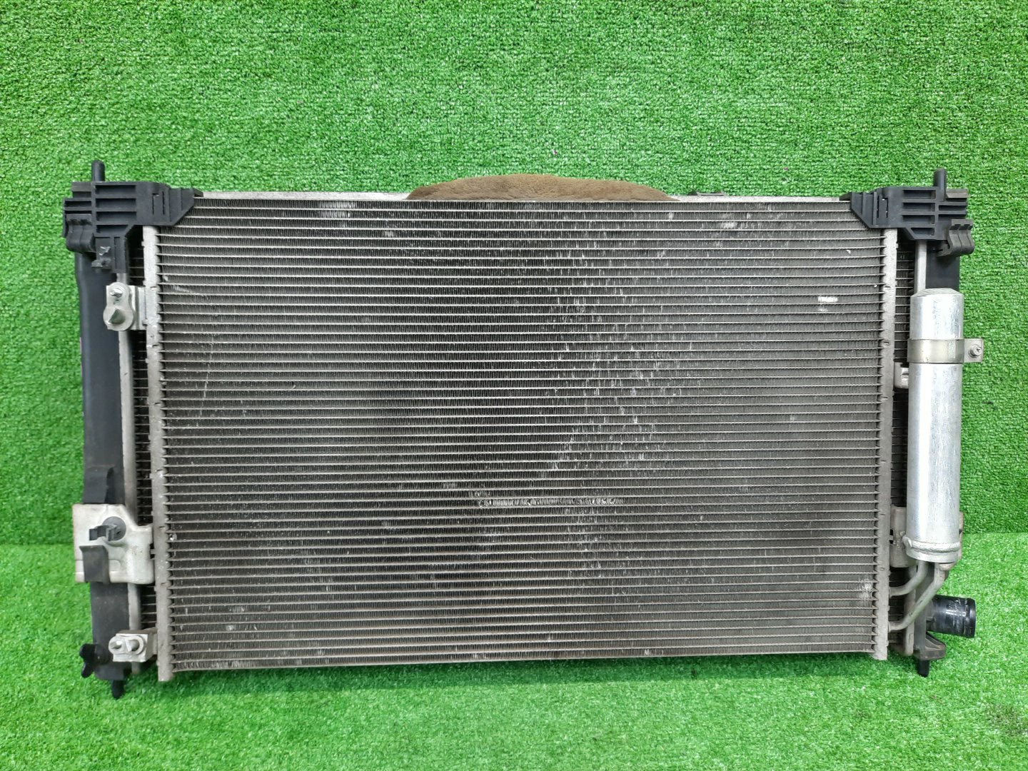 Радиатор основной MITSUBISHI DELICA D5 CV1W, CV2W, CV4W, CV5W 4B12 5584 2 ракурс