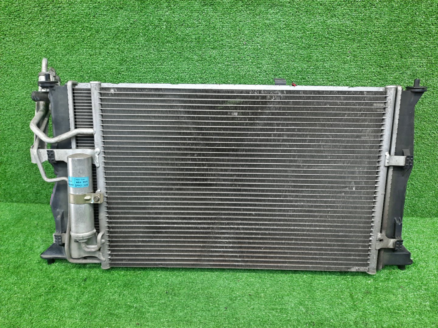 Радиатор основной MAZDA PREMACY CR3W L3-VE 5596 2 ракурс