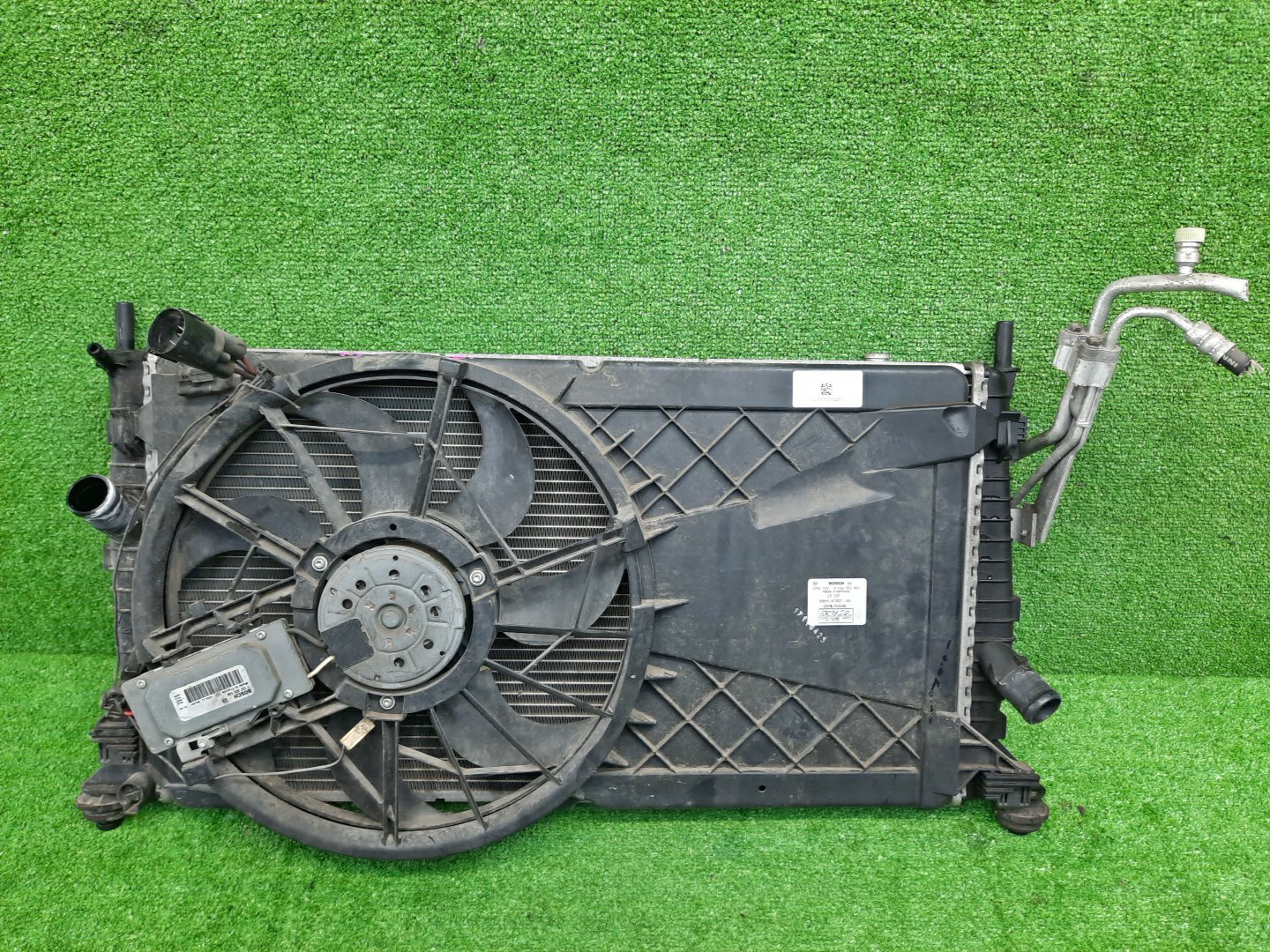 Радиатор основной MAZDA AXELA, MAZDA 3, 3 BK5P, BK3P, BKEP, BK LF-DE 5598 1 ракурс