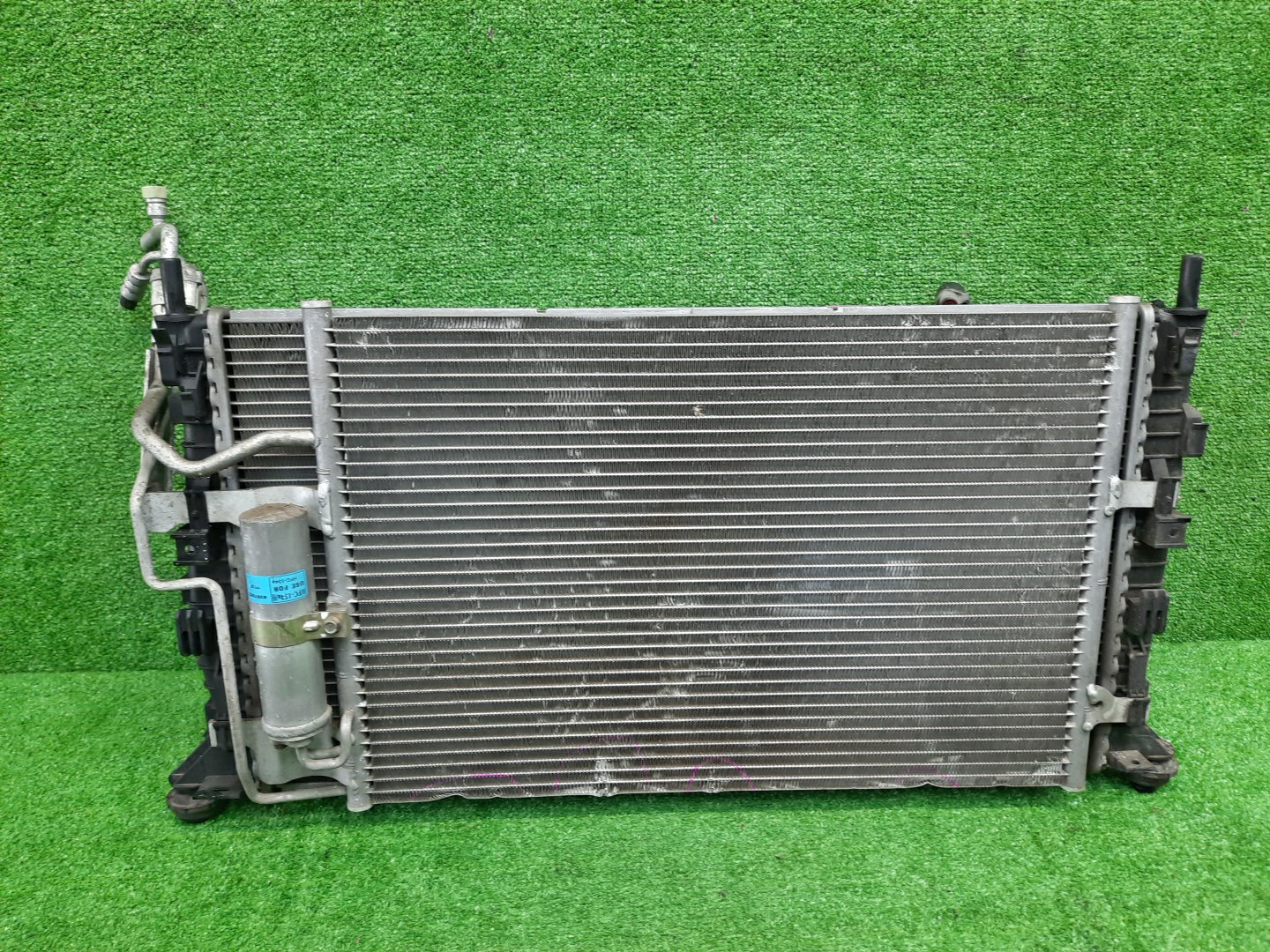 Радиатор основной MAZDA AXELA, MAZDA 3, 3 BK5P, BK3P, BKEP, BK LF-DE 5598 2 ракурс