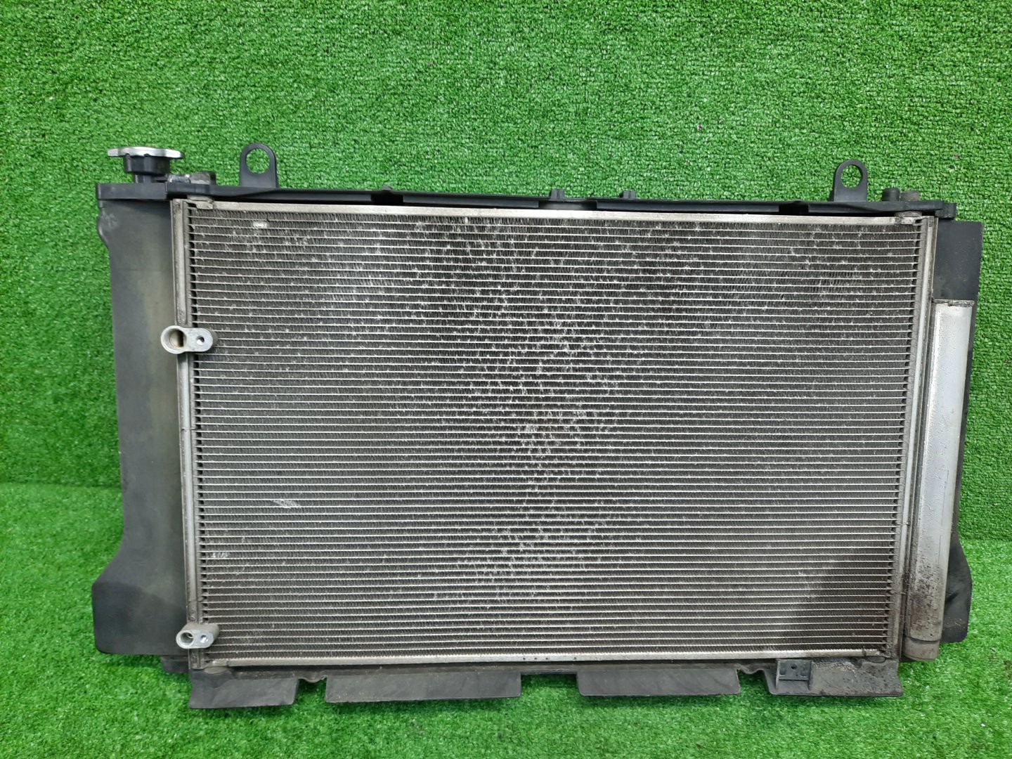 Радиатор основной TOYOTA AXIO, COROLLA FIELDER, COROLLA  AXIO, FIELDER NZE141, NZE144, ZRE142, ZRE144, ZRE144G, ZRE142G, NZE144G, NZE141G 1NZ-FE, 2ZR-FAE, 2ZR-FE 5619 2 ракурс
