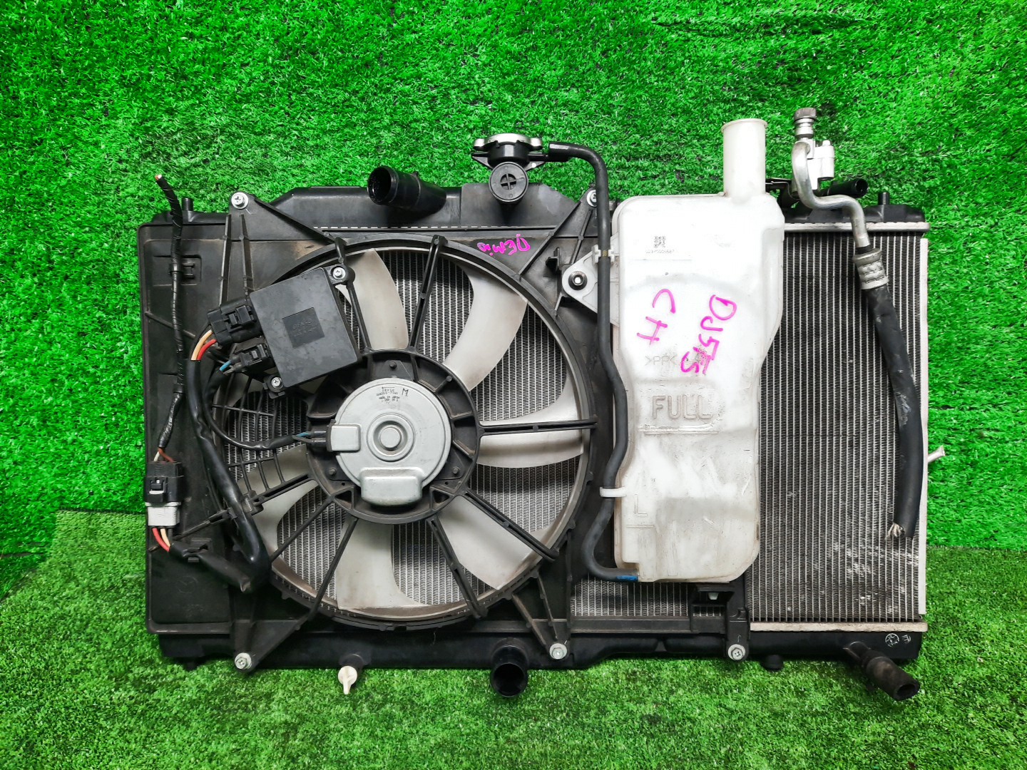 Радиатор основной MAZDA DEMIO DJ5AS, DJ3FS, DJ3AS, DJLFS, DJ5FS, DJLAS S5-DPTS 5687 1 ракурс Радиатор основной MAZDA DEMIO DJ5AS, DJ3FS, DJ3AS, DJLFS, DJ5FS, DJLAS S5-DPTS 5687 1 ракурс