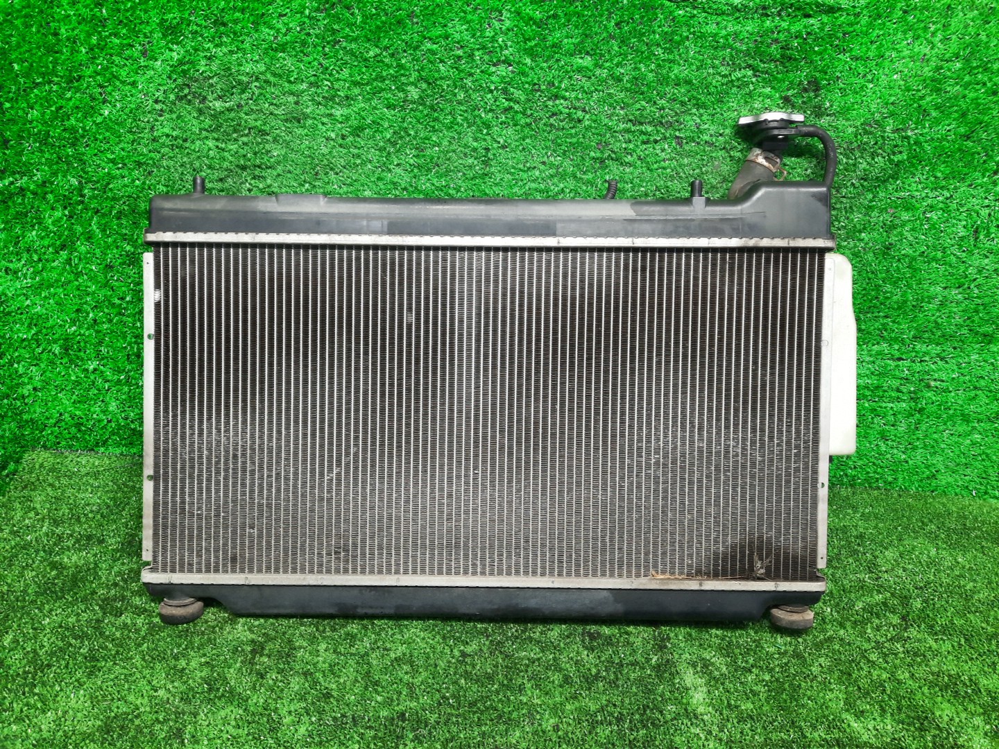 Радиатор основной HONDA FIT, JAZZ GD2, GD3, GD4, GD1 L13A 5731 2 ракурс