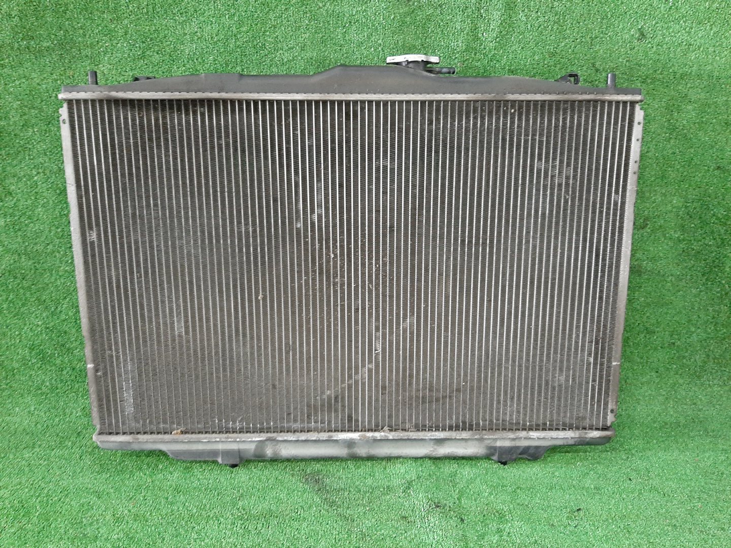 Радиатор основной HONDA ODYSSEY RA8, RA9 J30A 5773 2 ракурс