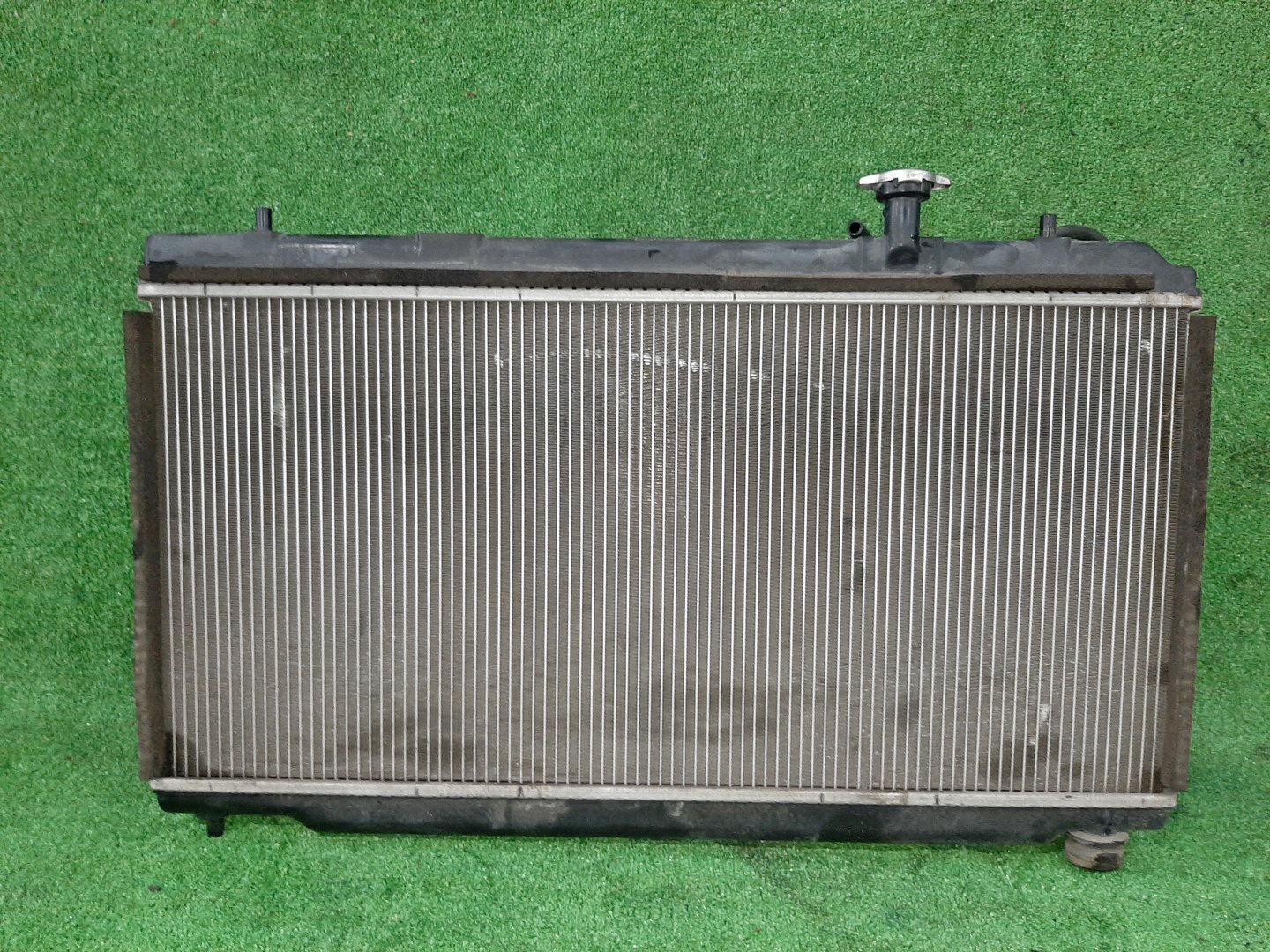 Радиатор основной HONDA AIRWAVE GJ1, GJ2 L15A 5785 2 ракурс