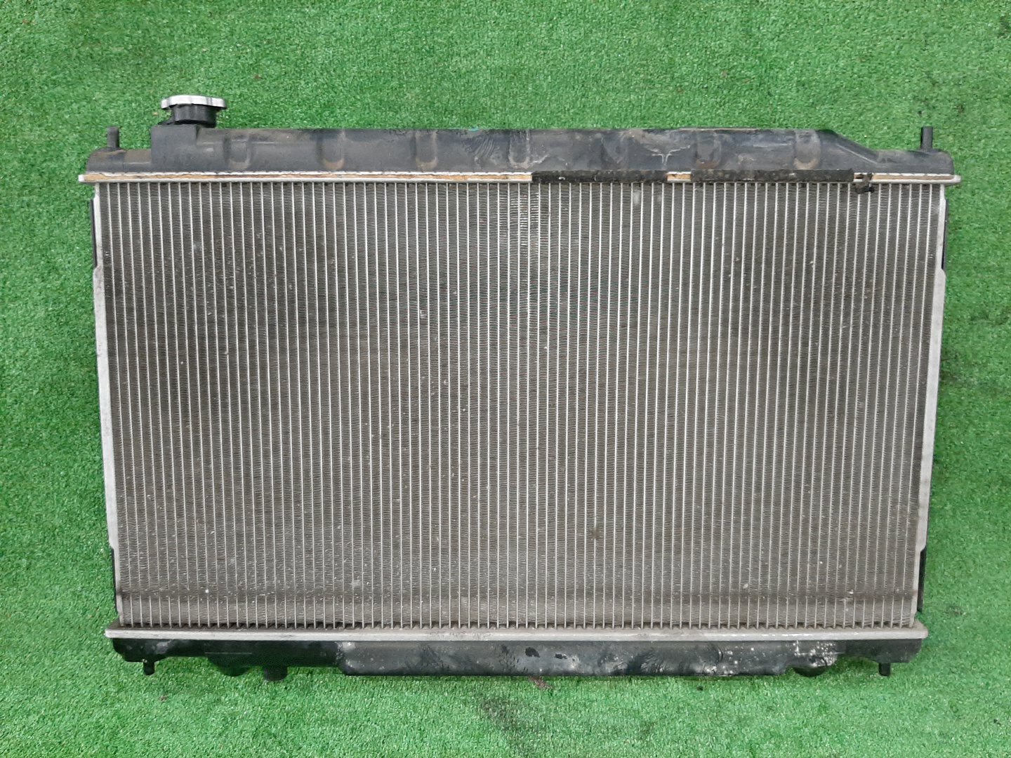 Радиатор основной NISSAN TEANA J31 VQ23DE 5799 2 ракурс