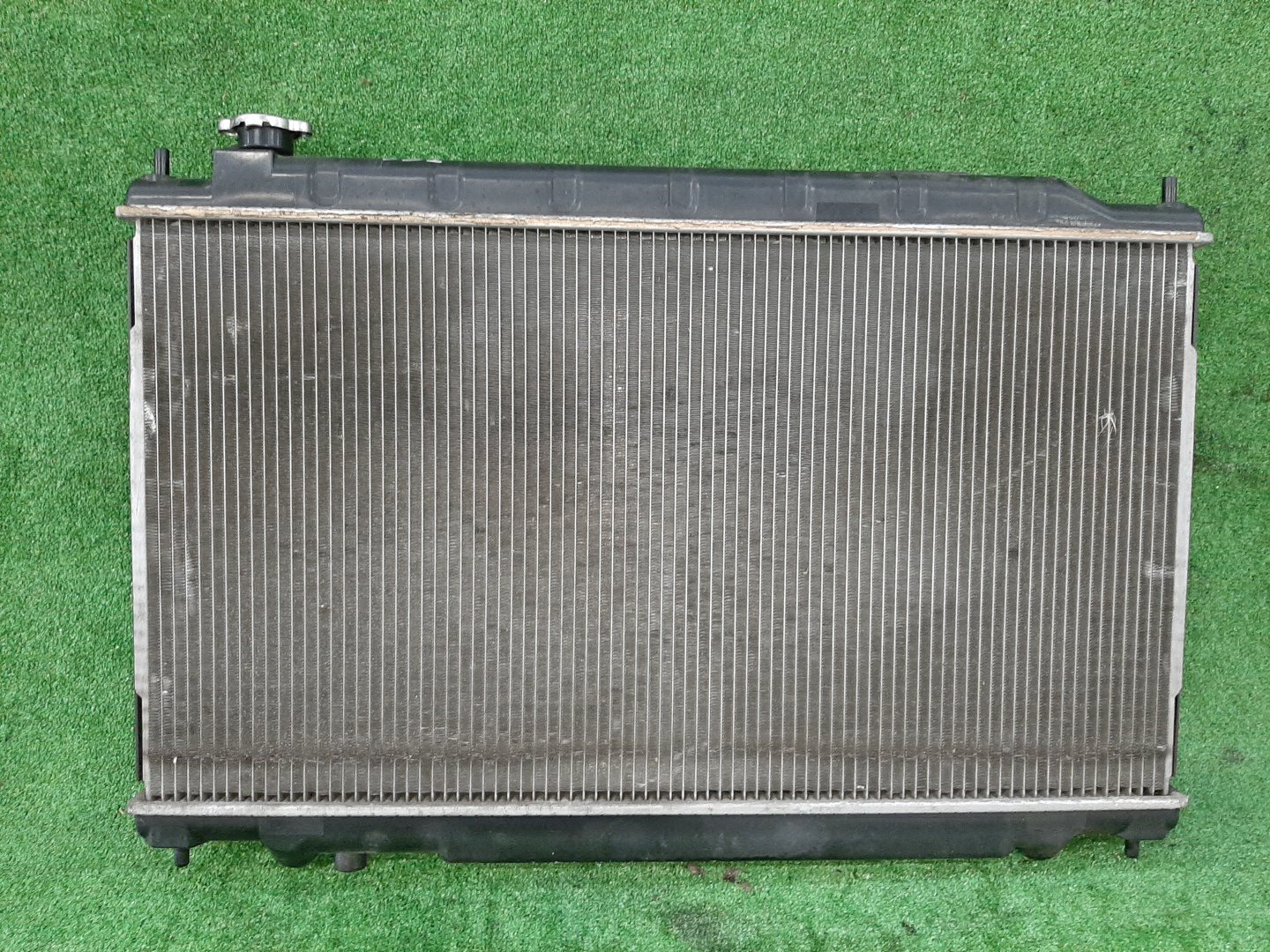 Радиатор основной NISSAN TEANA J31 VQ23DE 5857 2 ракурс