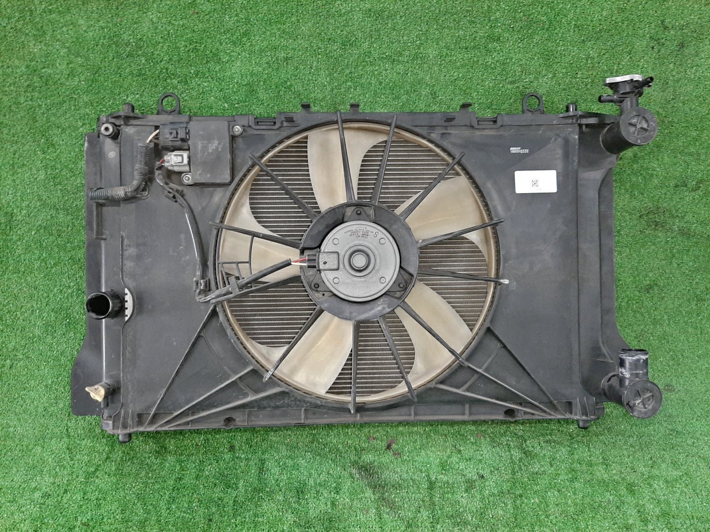 Радиатор основной TOYOTA AXIO, COROLLA FIELDER, COROLLA AXIO, FIELDER NZE141, NZE144, ZRE142, ZRE144, ZRE144G, ZRE142G, NZE144G, NZE141G 1NZ-FE, 2ZR-FE, 2ZR-FAE 5901 1 ракурс Радиатор основной TOYOTA AXIO, COROLLA FIELDER, COROLLA AXIO, FIELDER NZE141, NZE144, ZRE142, ZRE144, ZRE144G, ZRE142G, NZE144G, NZE141G 1NZ-FE, 2ZR-FE, 2ZR-FAE 5901 1 ракурс