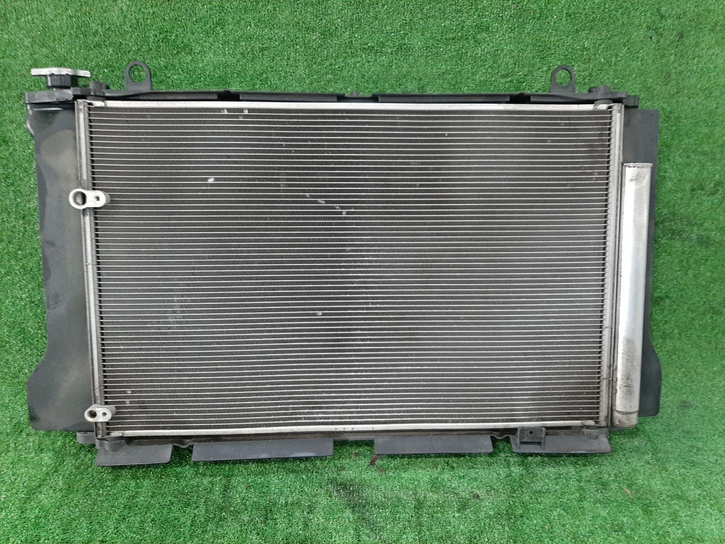 Радиатор основной TOYOTA AXIO, COROLLA FIELDER, COROLLA  AXIO, FIELDER NZE141, NZE144, ZRE142, ZRE144, ZRE144G, ZRE142G, NZE144G, NZE141G 1NZ-FE, 2ZR-FE, 2ZR-FAE 5921 2 ракурс