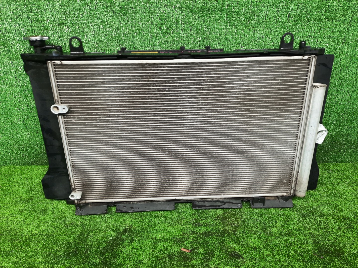 Радиатор основной TOYOTA AXIO, COROLLA FIELDER, COROLLA  AXIO, FIELDER NZE141, NZE144, ZRE142, ZRE144, ZRE144G, ZRE142G, NZE144G, NZE141G 1NZ-FE, 2ZR-FE, 2ZR-FAE 5946 2 ракурс