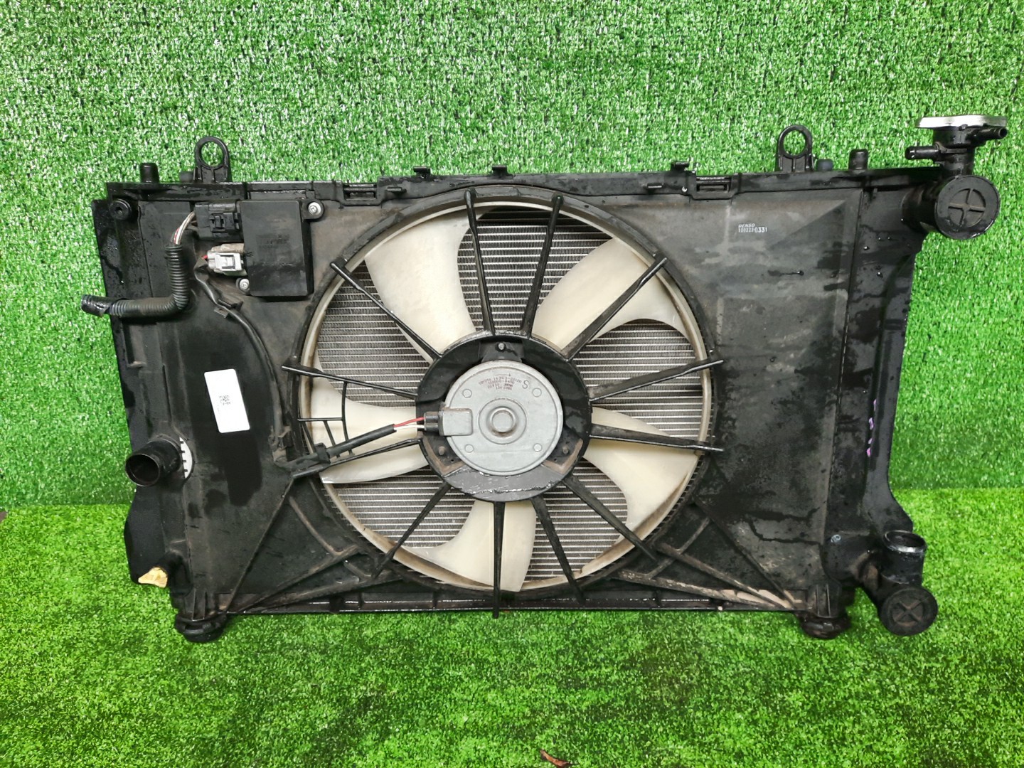 Радиатор основной TOYOTA AXIO, COROLLA FIELDER, COROLLA AXIO, FIELDER NZE141, NZE144, ZRE142, ZRE144, ZRE144G, ZRE142G, NZE144G, NZE141G 1NZ-FE, 2ZR-FE, 2ZR-FAE 5949 1 ракурс Радиатор основной TOYOTA AXIO, COROLLA FIELDER, COROLLA AXIO, FIELDER NZE141, NZE144, ZRE142, ZRE144, ZRE144G, ZRE142G, NZE144G, NZE141G 1NZ-FE, 2ZR-FE, 2ZR-FAE 5949 1 ракурс