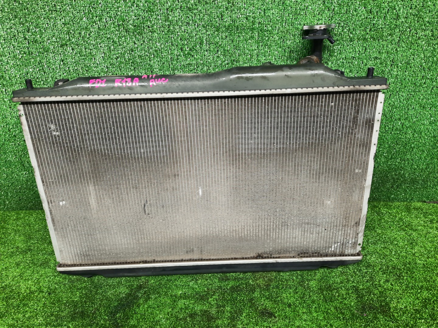 Радиатор основной HONDA CIVIC FD2, FD1, FD3 R18A 5963 2 ракурс