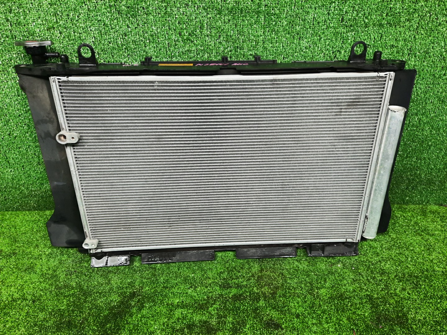 Радиатор основной TOYOTA AXIO, COROLLA FIELDER, COROLLA  AXIO, FIELDER NZE141, NZE144, ZRE142, ZRE144, ZRE144G, ZRE142G, NZE144G, NZE141G 1NZ-FE, 2ZR-FE, 2ZR-FAE 5975 2 ракурс