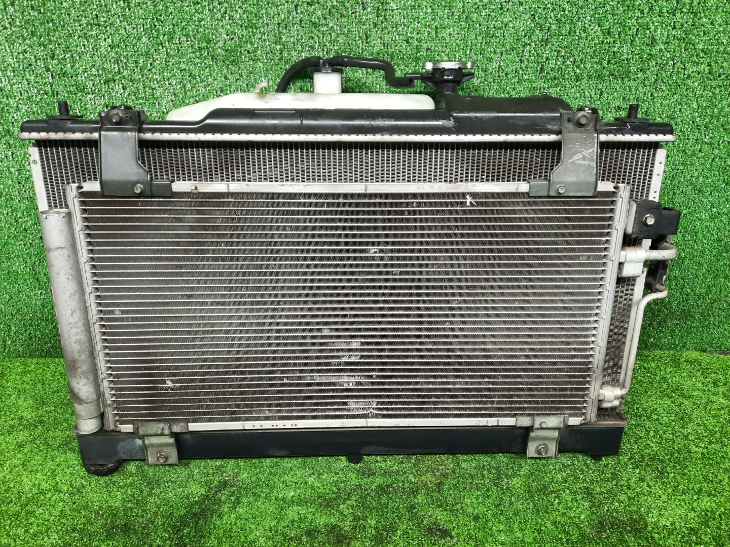 Радиатор основной MAZDA ATENZA, MAZDA 6 GG3S, GY3W, GG3P, GY, GG L3-VE 5982 2 ракурс