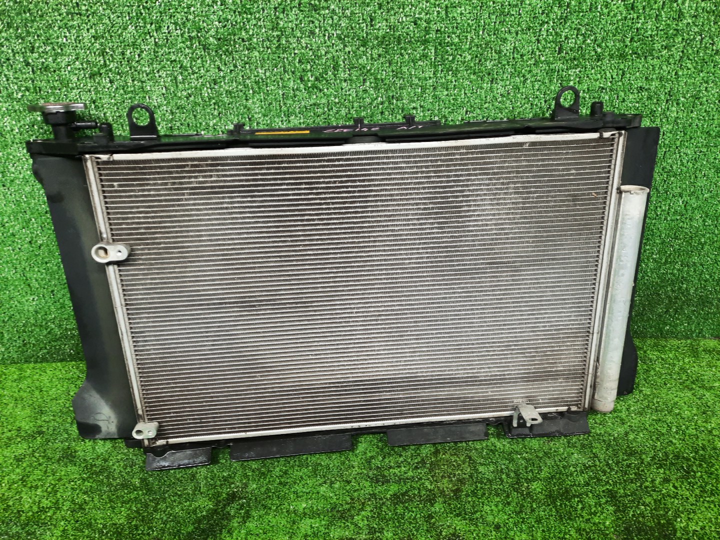 Радиатор основной TOYOTA AXIO, COROLLA FIELDER, COROLLA  AXIO, FIELDER NZE141, NZE144, ZRE142, ZRE144, ZRE144G, ZRE142G, NZE144G, NZE141G 1NZ-FE, 2ZR-FE, 2ZR-FAE 5984 2 ракурс