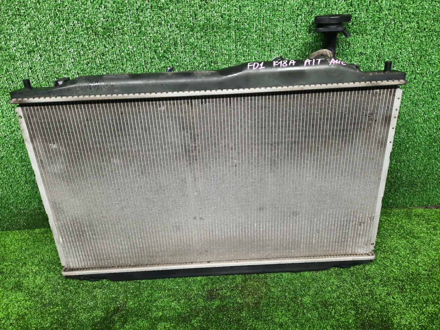 Радиатор основной HONDA CIVIC FD2, FD1, FD3 R18A 5992 2 ракурс