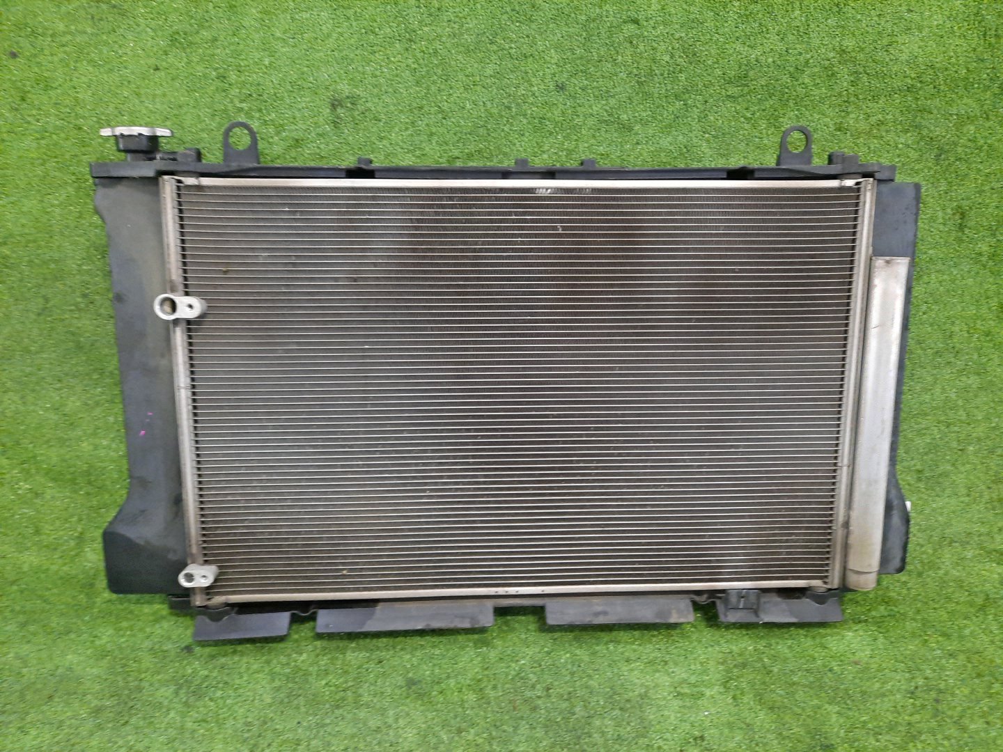 Радиатор основной TOYOTA AXIO, COROLLA FIELDER, COROLLA AXIO, FIELDER NZE141, NZE144, ZRE142, ZRE144, ZRE144G, ZRE142G, NZE144G, NZE141G 1NZ-FE, 2ZR-FE, 2ZR-FAE 6100 1 ракурс Радиатор основной TOYOTA AXIO, COROLLA FIELDER, COROLLA AXIO, FIELDER NZE141, NZE144, ZRE142, ZRE144, ZRE144G, ZRE142G, NZE144G, NZE141G 1NZ-FE, 2ZR-FE, 2ZR-FAE 6100 1 ракурс