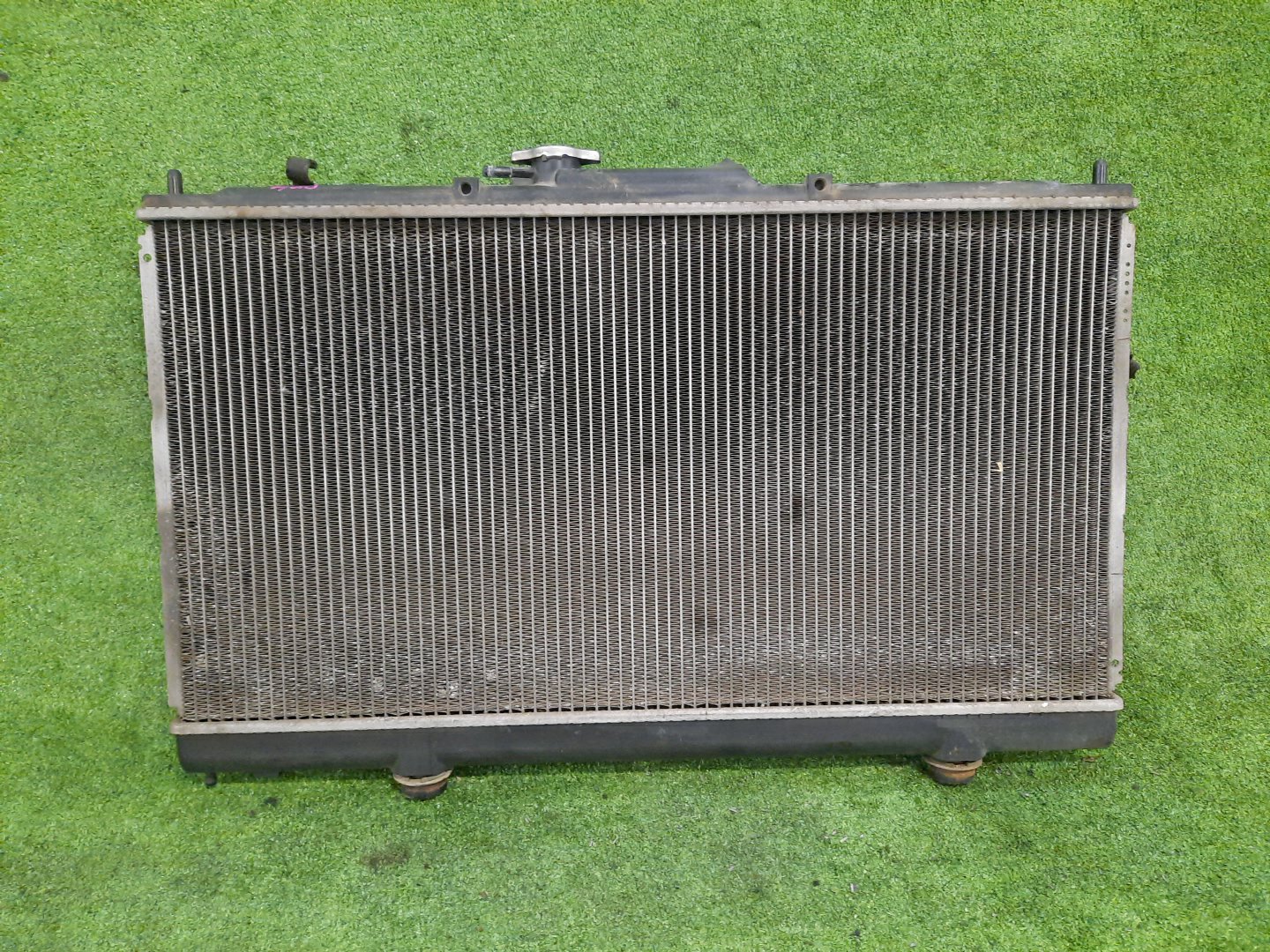 Радиатор основной MITSUBISHI GALANT EA1A, EA7A, EC1A, EC7A, EC3A, EC5A, EA3A 4G64 6160 1 ракурс