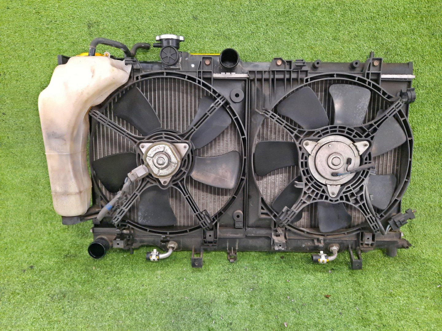 Радиатор основной SUBARU IMPREZA GDD, GG2, GGD, GG3, GGC, GD3, GD2, GDC EL154, EL15, EJ15E, EJ152 6161 2 ракурс