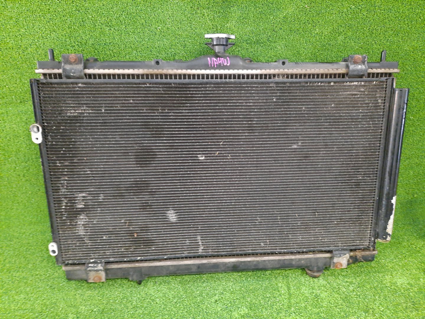 Радиатор основной MITSUBISHI GRANDIS NA4W 4G69 6165 2 ракурс