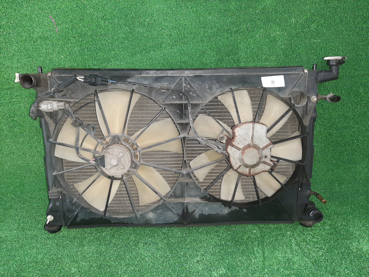 Радиатор основной TOYOTA VISTA SV55 3S-FE 6172 1 ракурс