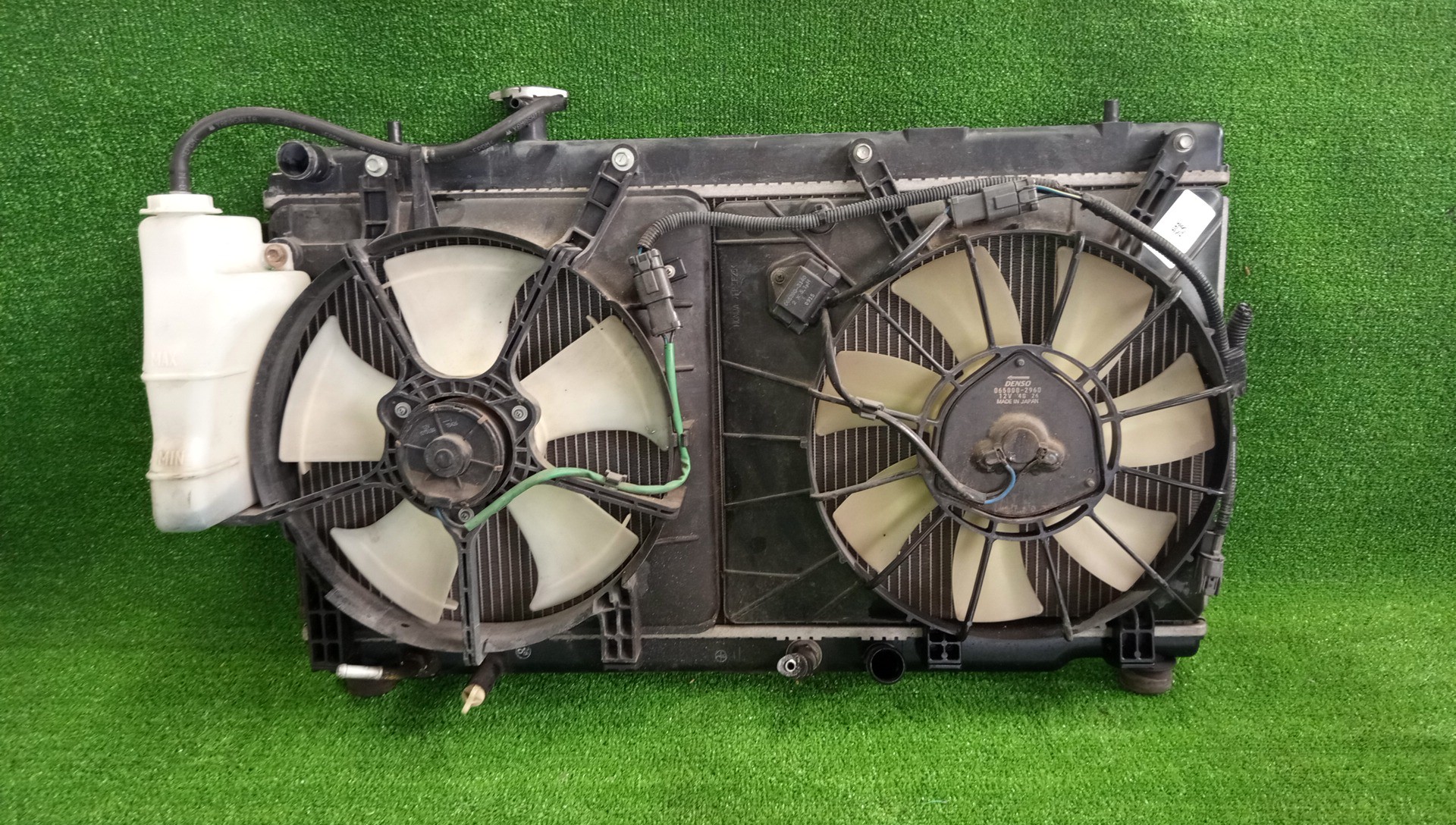 Радиатор основной HONDA AIRWAVE GJ1, GJ2 L15A 6273 1 ракурс