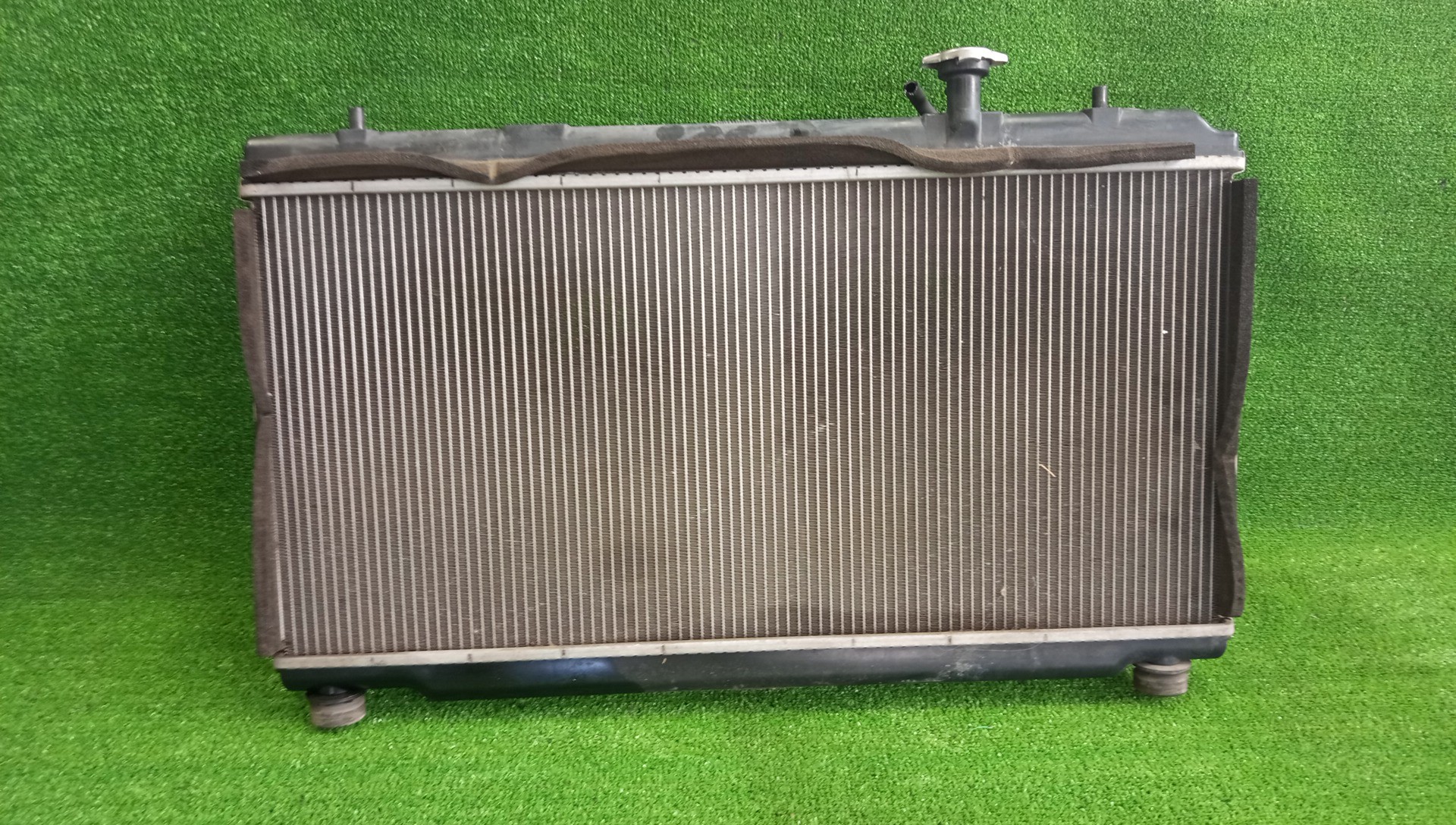 Радиатор основной HONDA AIRWAVE GJ1, GJ2 L15A 6273 2 ракурс