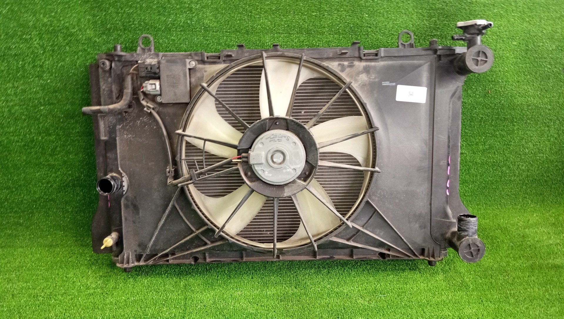 Радиатор основной TOYOTA AXIO, COROLLA FIELDER, COROLLA AXIO, FIELDER NZE141, NZE144, ZRE142, ZRE144, ZRE144G, ZRE142G, NZE144G, NZE141G 1NZ-FE, 2ZR-FE, 2ZR-FAE 6276 1 ракурс Радиатор основной TOYOTA AXIO, COROLLA FIELDER, COROLLA AXIO, FIELDER NZE141, NZE144, ZRE142, ZRE144, ZRE144G, ZRE142G, NZE144G, NZE141G 1NZ-FE, 2ZR-FE, 2ZR-FAE 6276 1 ракурс