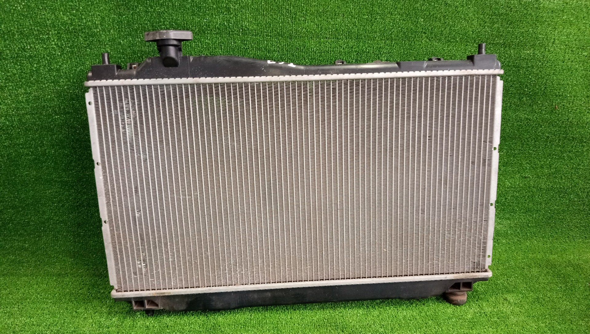 Радиатор основной HONDA CIVIC EU3, EU1, EU4, EU2 D17A, D15B 6285 2 ракурс