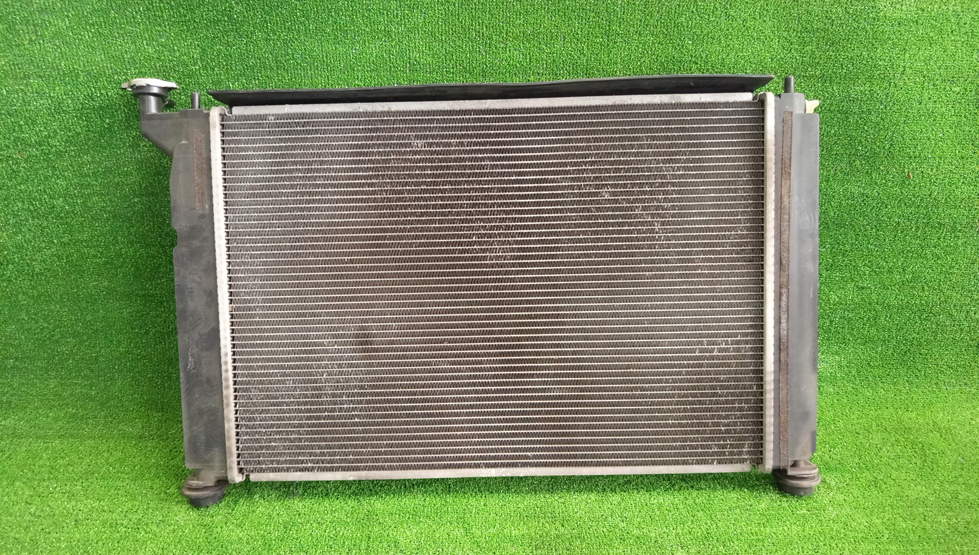 Радиатор основной TOYOTA OPA ACT10, ZCT10, ZCT15 1ZZ-FE 6290 2 ракурс